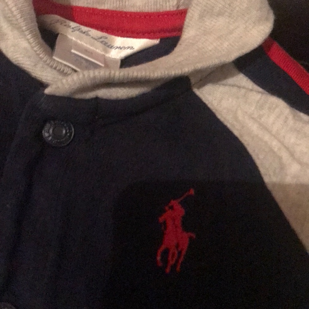 Onsie - Picture 3 of 4